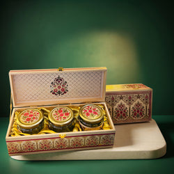 The Pink Motif Box